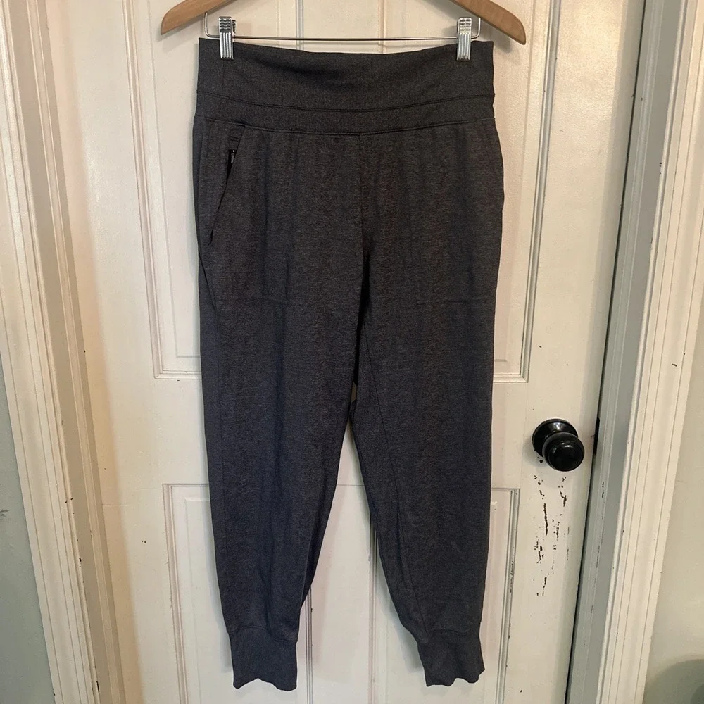 ATHLETA Venice Jogger Pants - $98 Grey Heather Size Medium